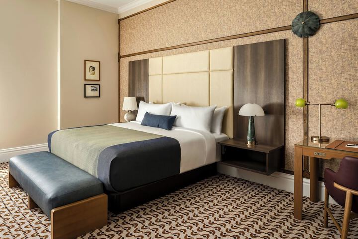 The Louie a Davenport Hotel, Autograph Collection