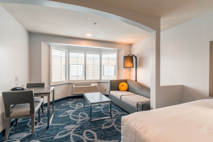 Hotel Aluxor SFO