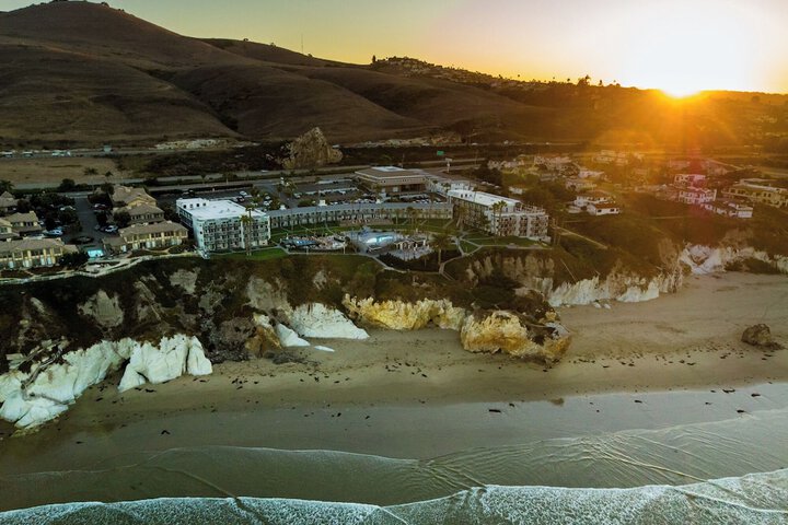 SeaCrest OceanFront Hotel
