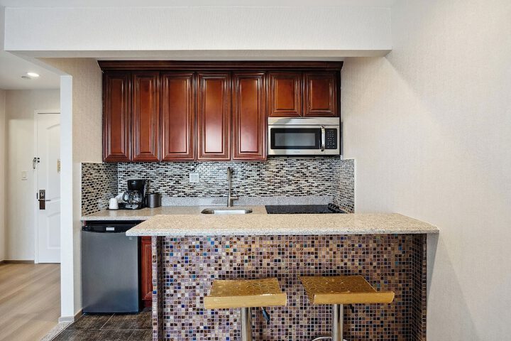 Ramada by Wyndham Flushing Queens