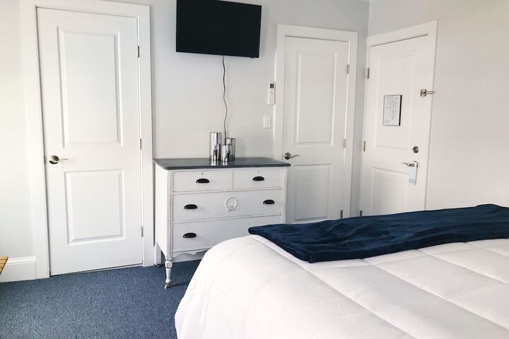Room 130 of 183