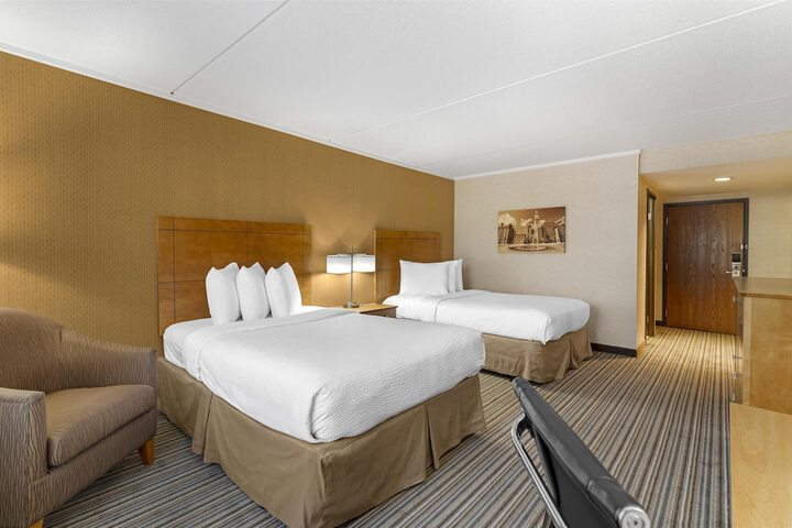 Best Western Royal Plaza Hotel & Trade Center