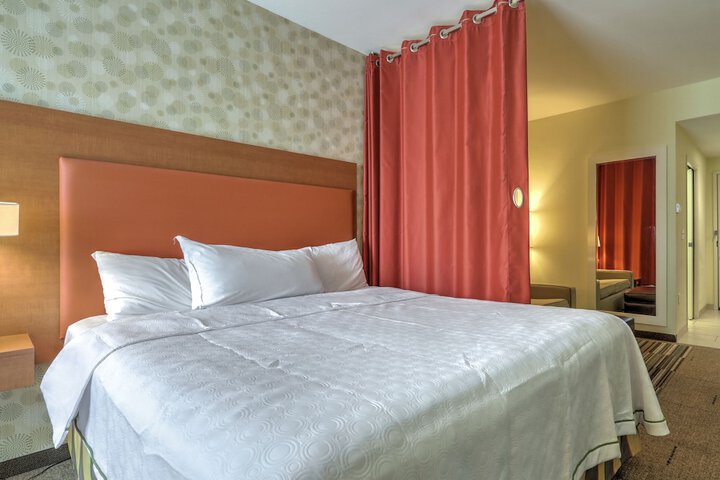 Home2 Suites by Hilton Erie PA