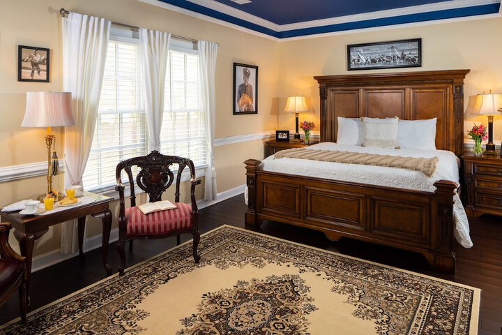 Room 55 of 116