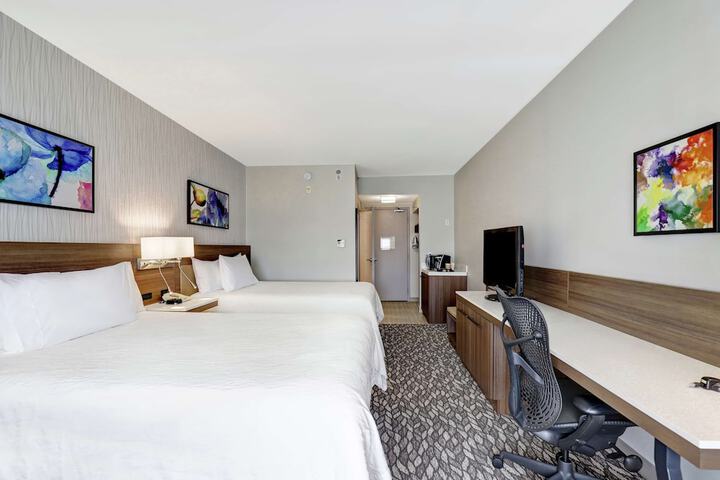 Room 22 of 48