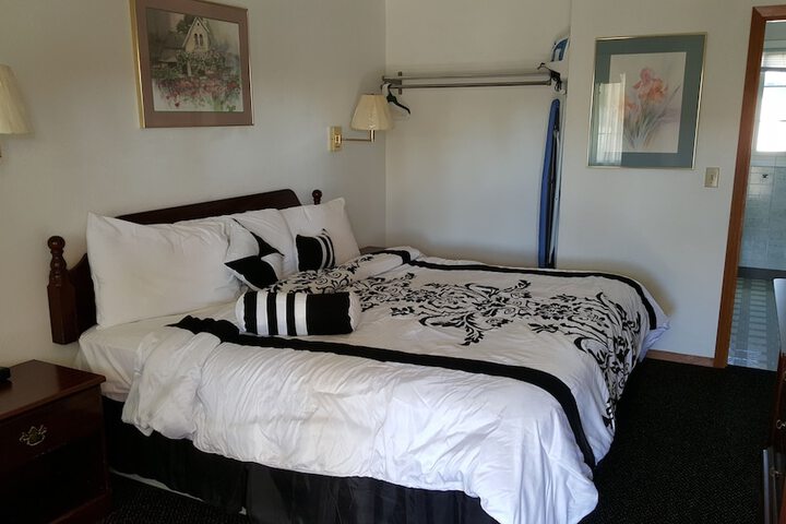 Room 15 of 21