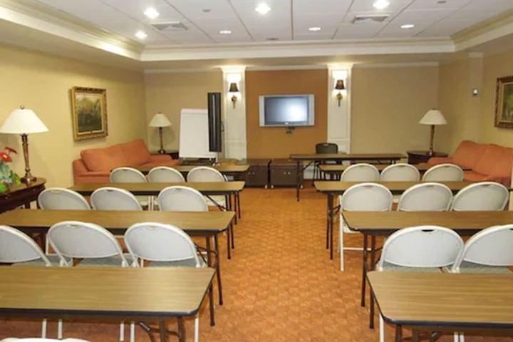 Rockville Centre Inn