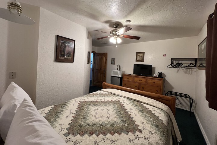 Room 96 of 110