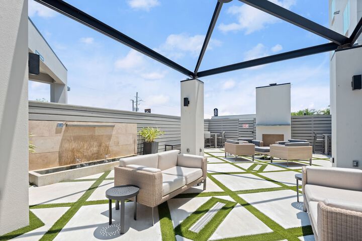 Holiday Inn Gonzales by IHG