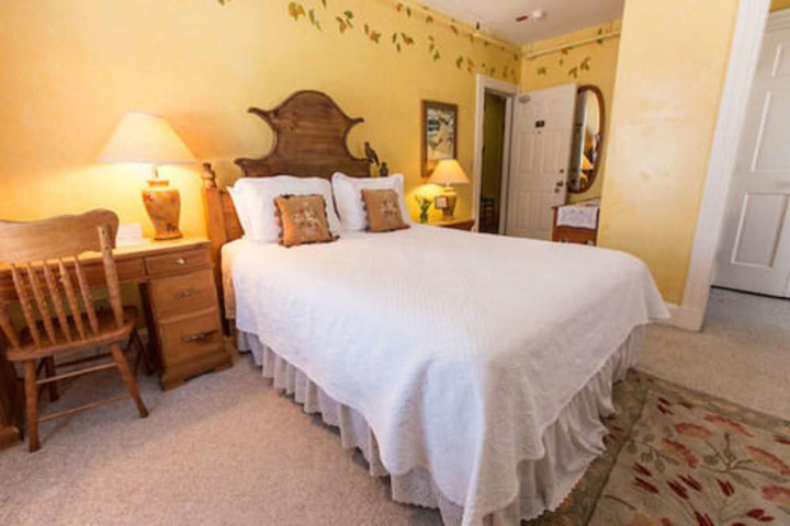 Room 3 of 29