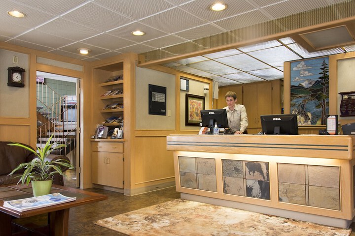 Hotel 3 of 27