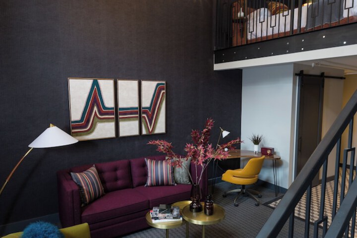 Room 40 of 65