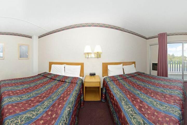 Room 19 of 36