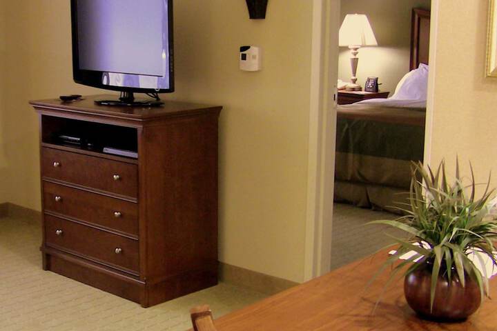 Room 14 of 30