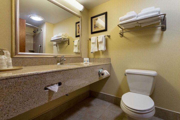 Room 20 of 48