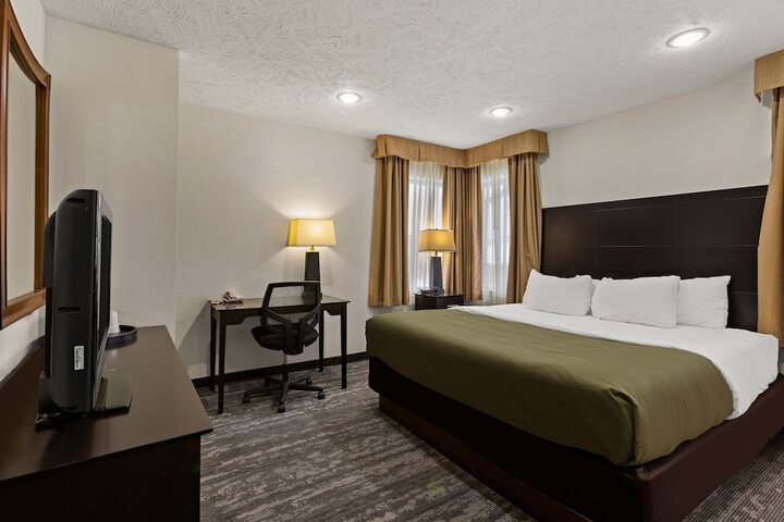 Quality Inn Traverse City
