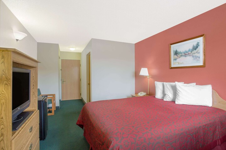 Room 13 of 15
