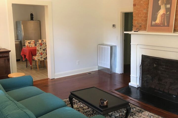 Lounge 59 of 66