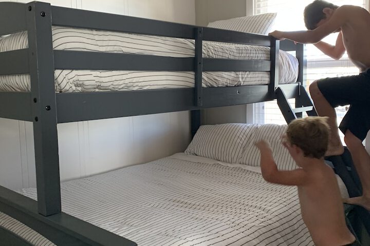 Room 93 of 108