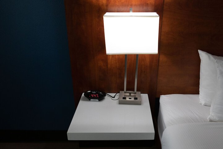 Room 54 of 170