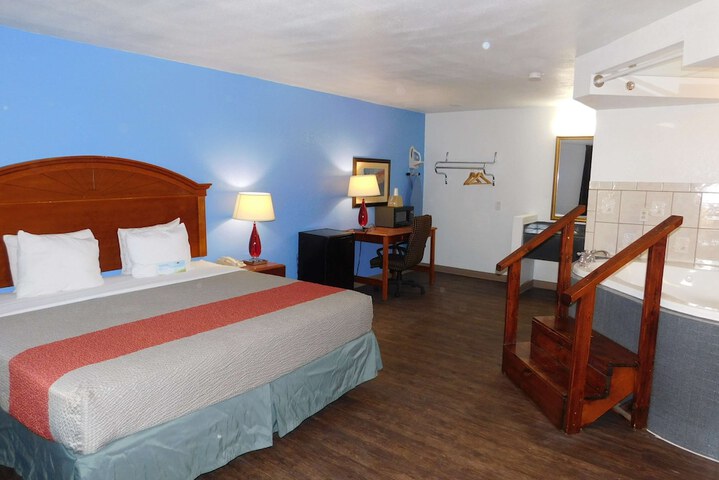Room 16 of 47