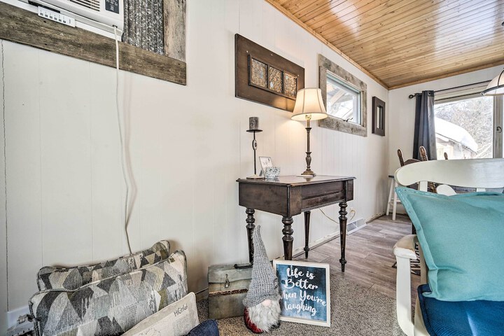 Family Home - Walk to Town & Balsam Lake!