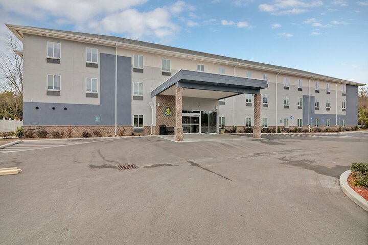 Iris Garden Inn