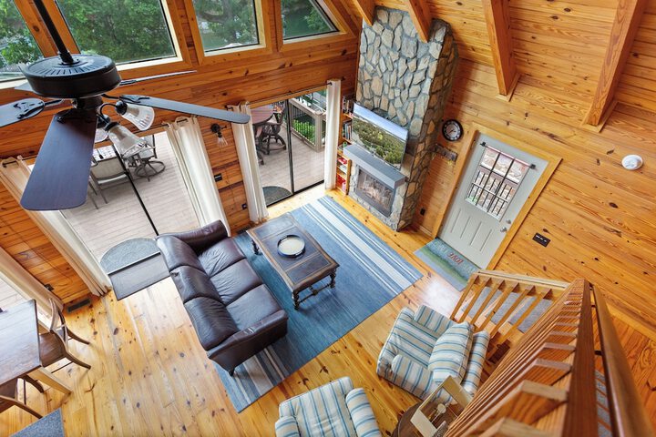 Lakefront Keowee Home w / Dock 14 Mi to Clemson