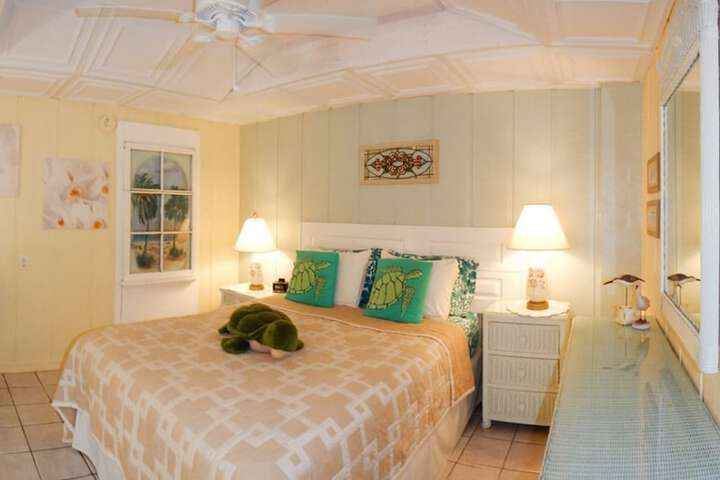 Room 5 of 13