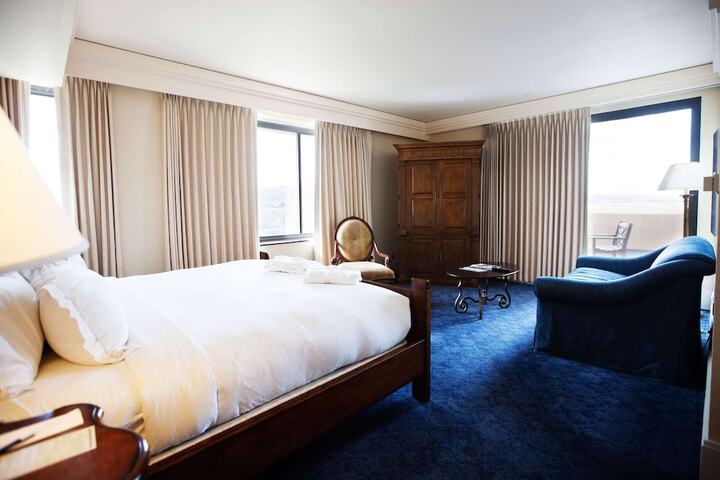 The Antlers a Wyndham Hotel