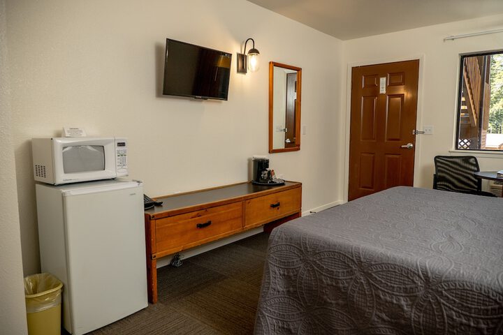Room 157 of 235