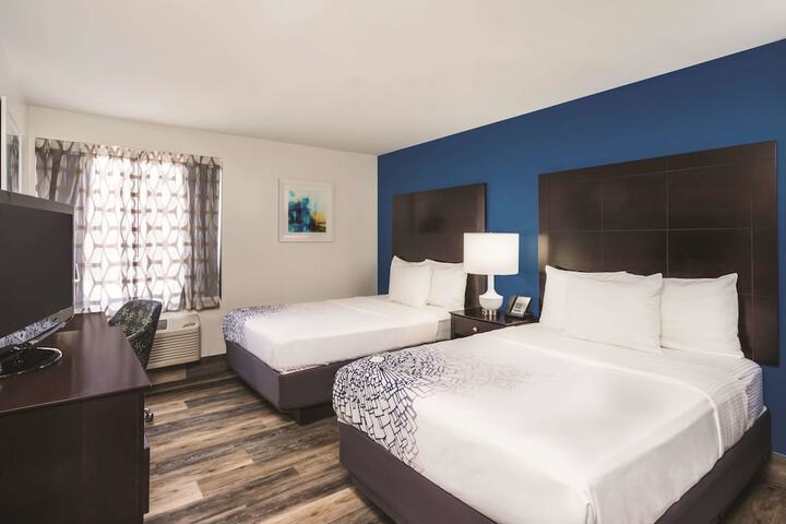 Room 18 of 29