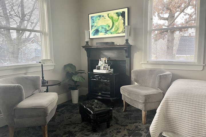 Room 25 of 69