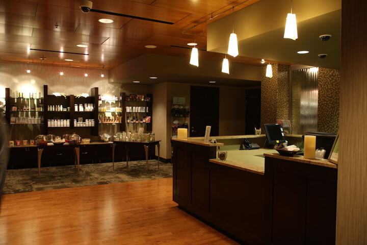 Hotel Interior 12 of 36