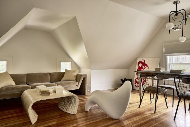 Room 14 of 48