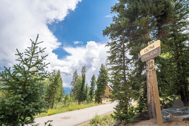 Treehouse #305 Building D by Summit County Mountain Retreats