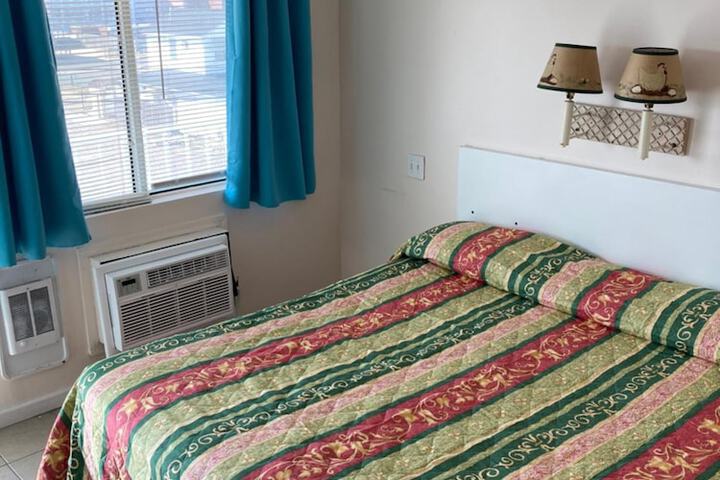 Room 40 of 53