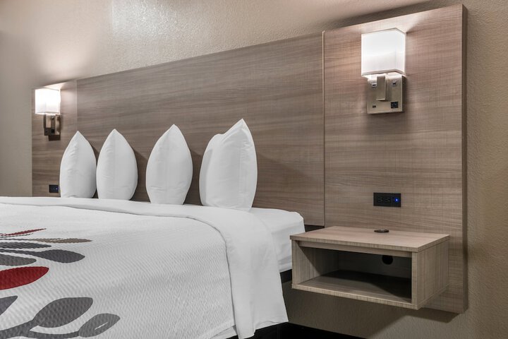 Room 14 of 41