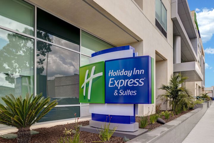Hotel 2 of 85