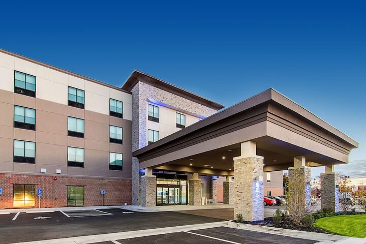 Hotel 3 of 19