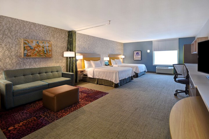 Home2 Suites by Hilton Eau Claire South