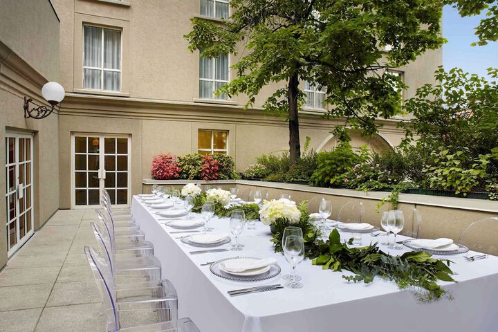 Dining 58 of 73