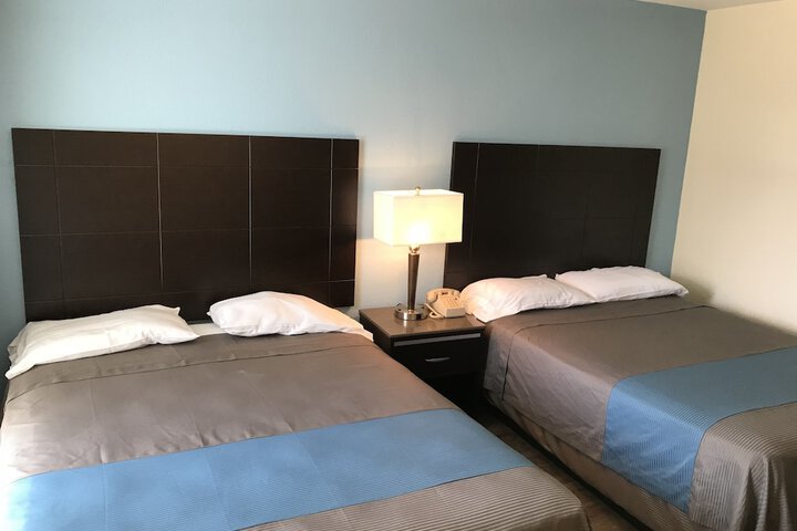 Room 21 of 27