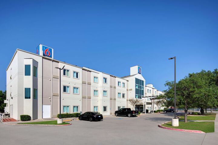 Hotel 4 of 31