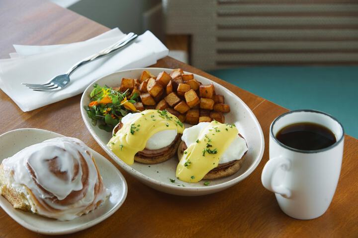 Breakfast/Coffee Service 49 of 61