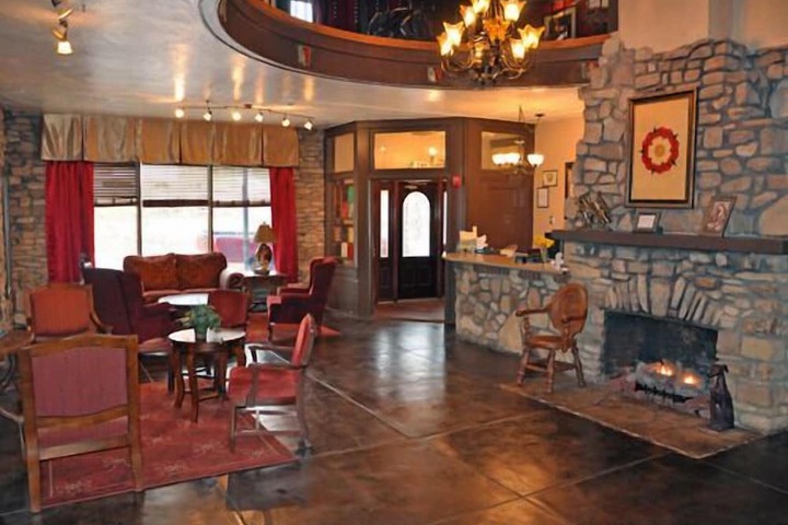 Ye Old English Inn