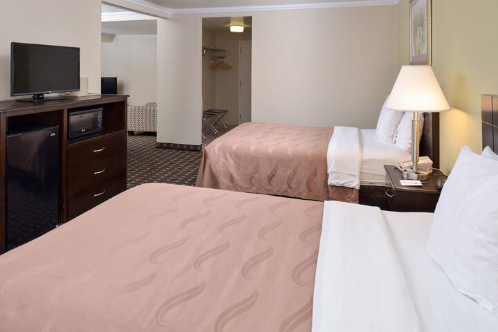 Quality Inn & Suites Montebello - Los Angeles