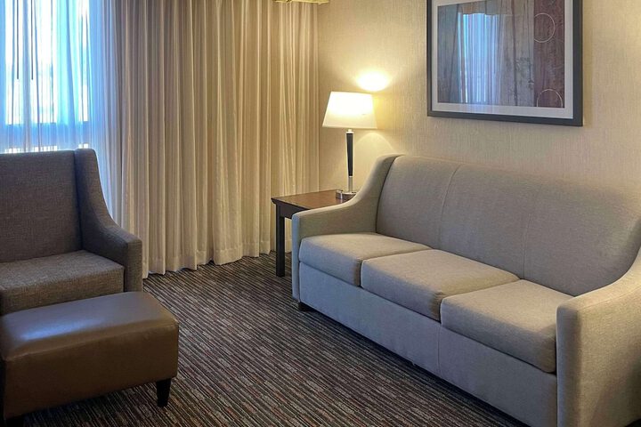 Prado Hotel
