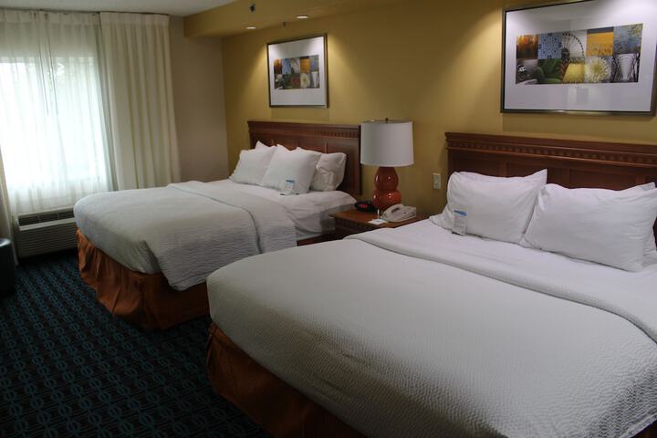 Room 31 of 104