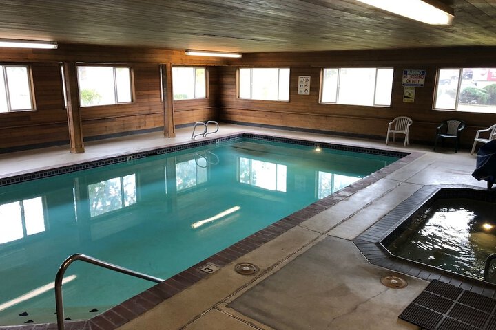 Pool 5 of 38